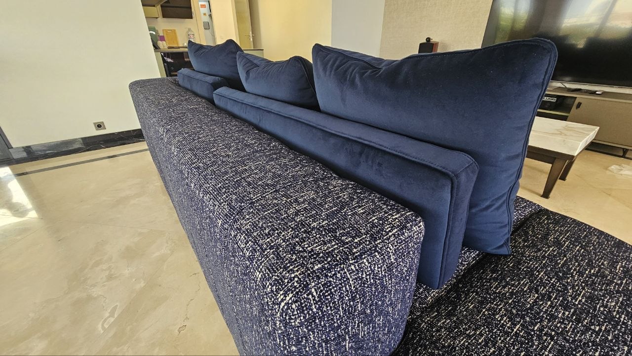 Sofá con chaise longue en Valencia 5