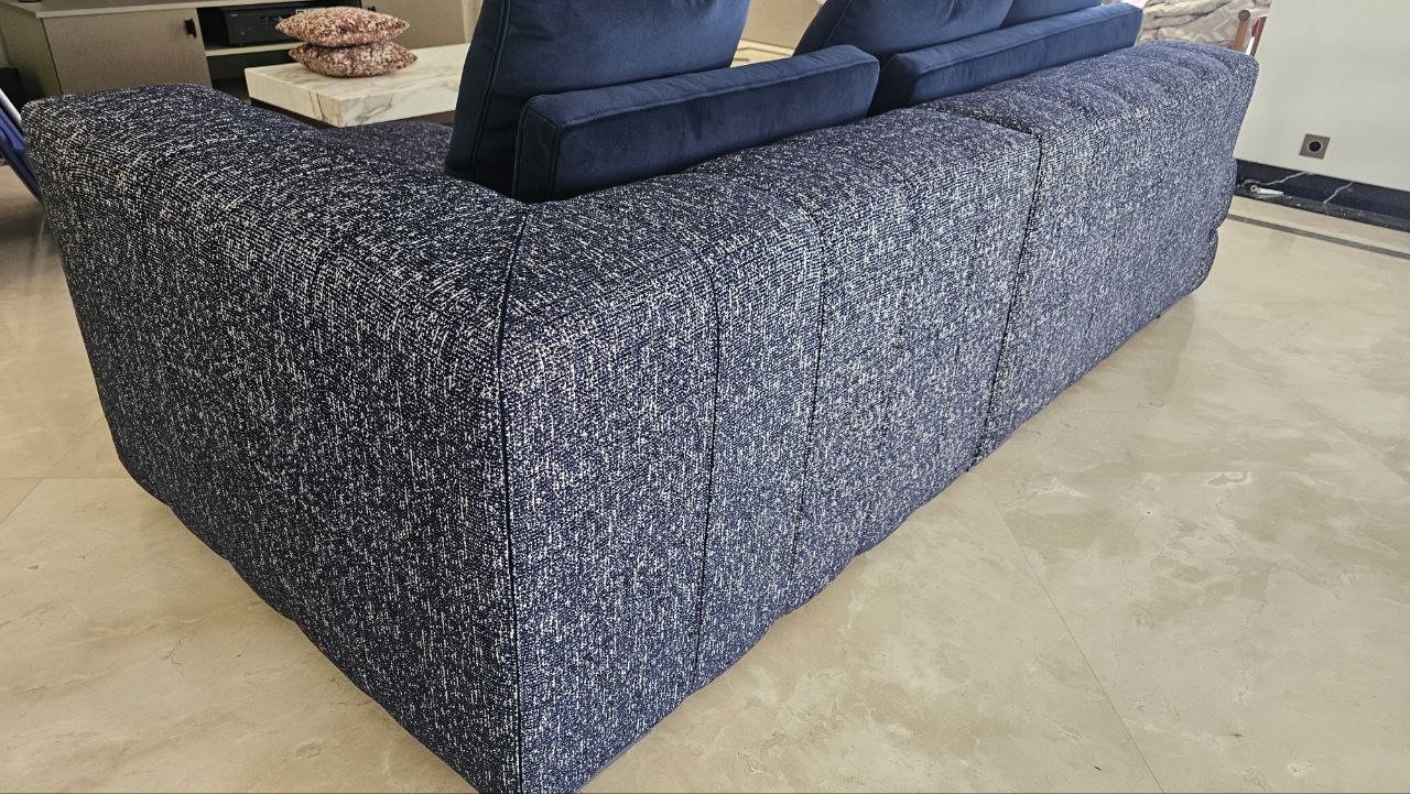 Sofá con chaise longue en Valencia 6
