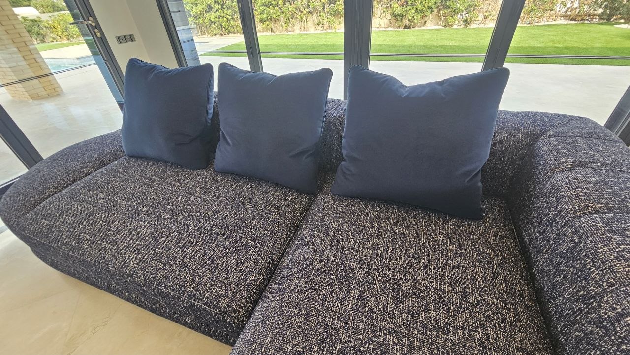Sofá con chaise longue en Valencia 8